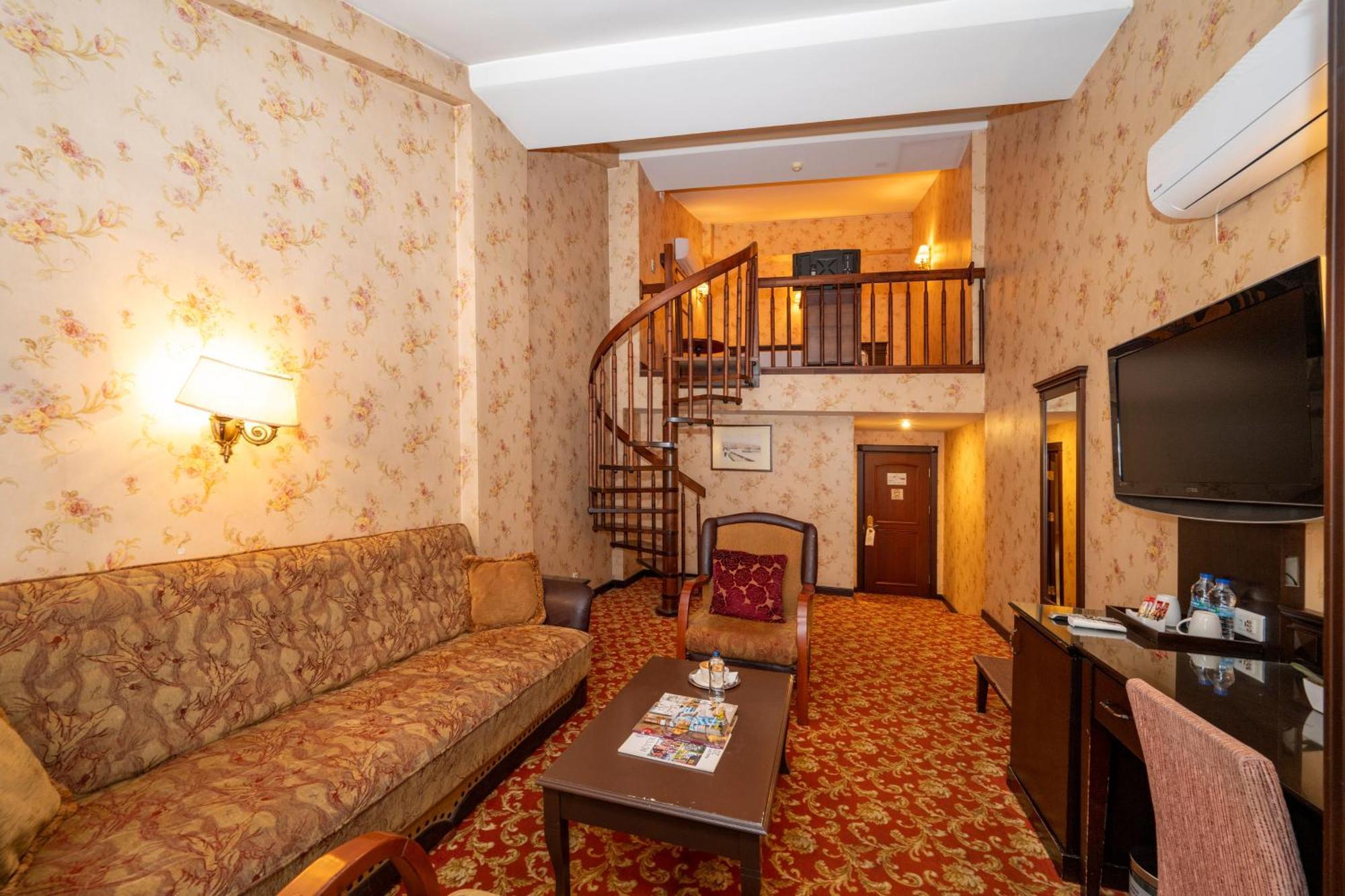 Pera Rose Hotel & Spa Istanbul Exterior photo