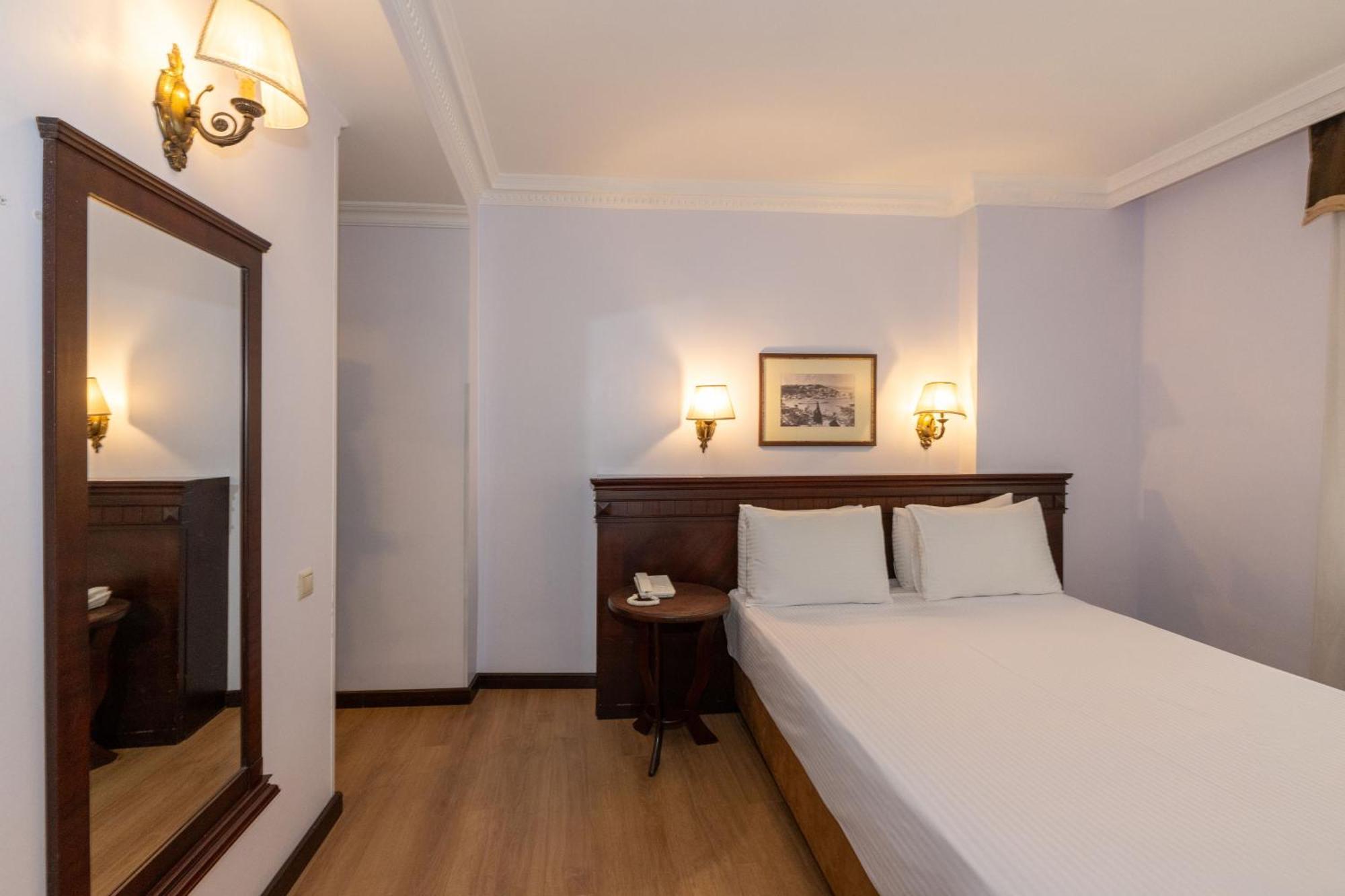 Pera Rose Hotel & Spa Istanbul Exterior photo