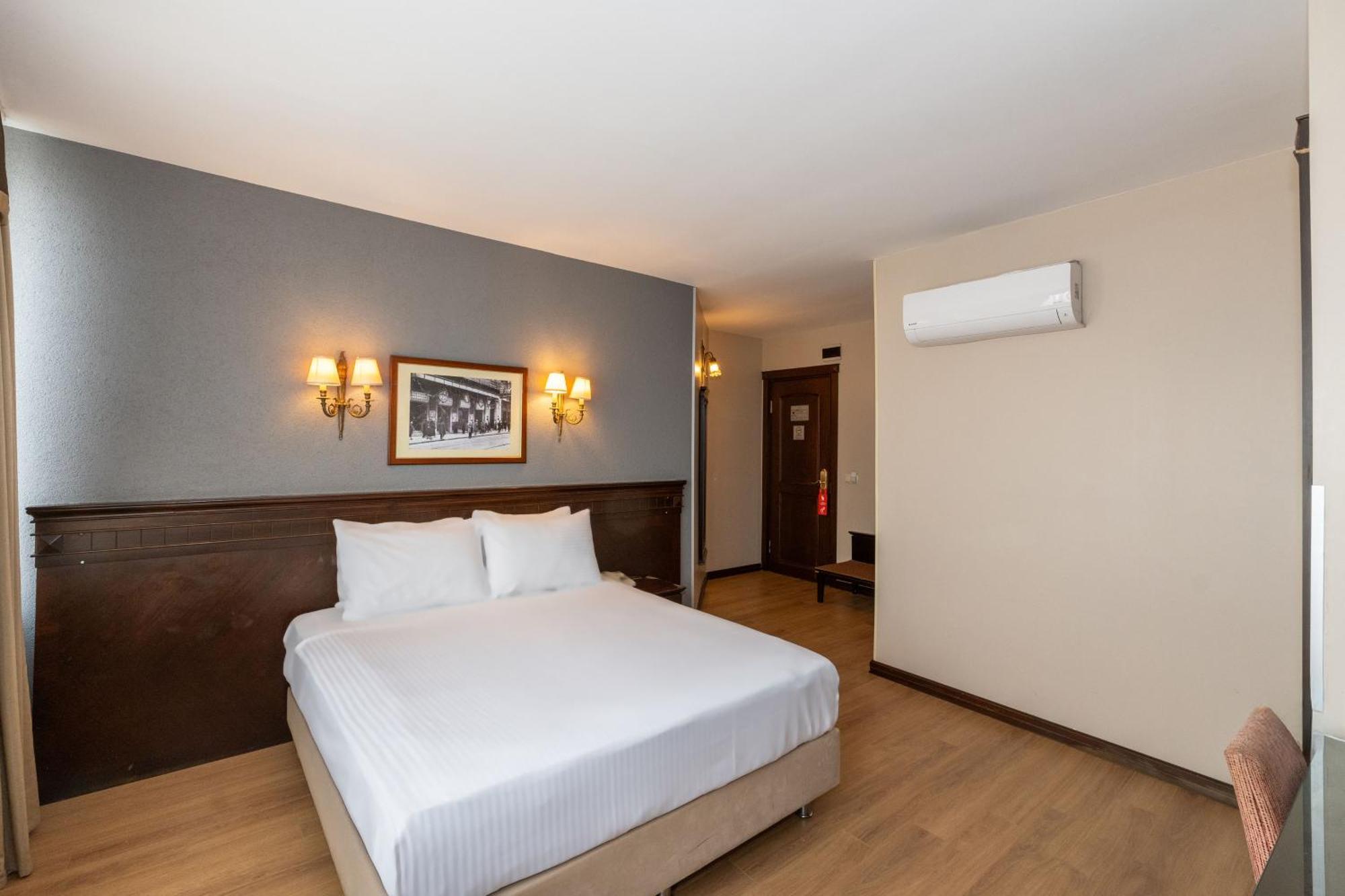 Pera Rose Hotel & Spa Istanbul Exterior photo