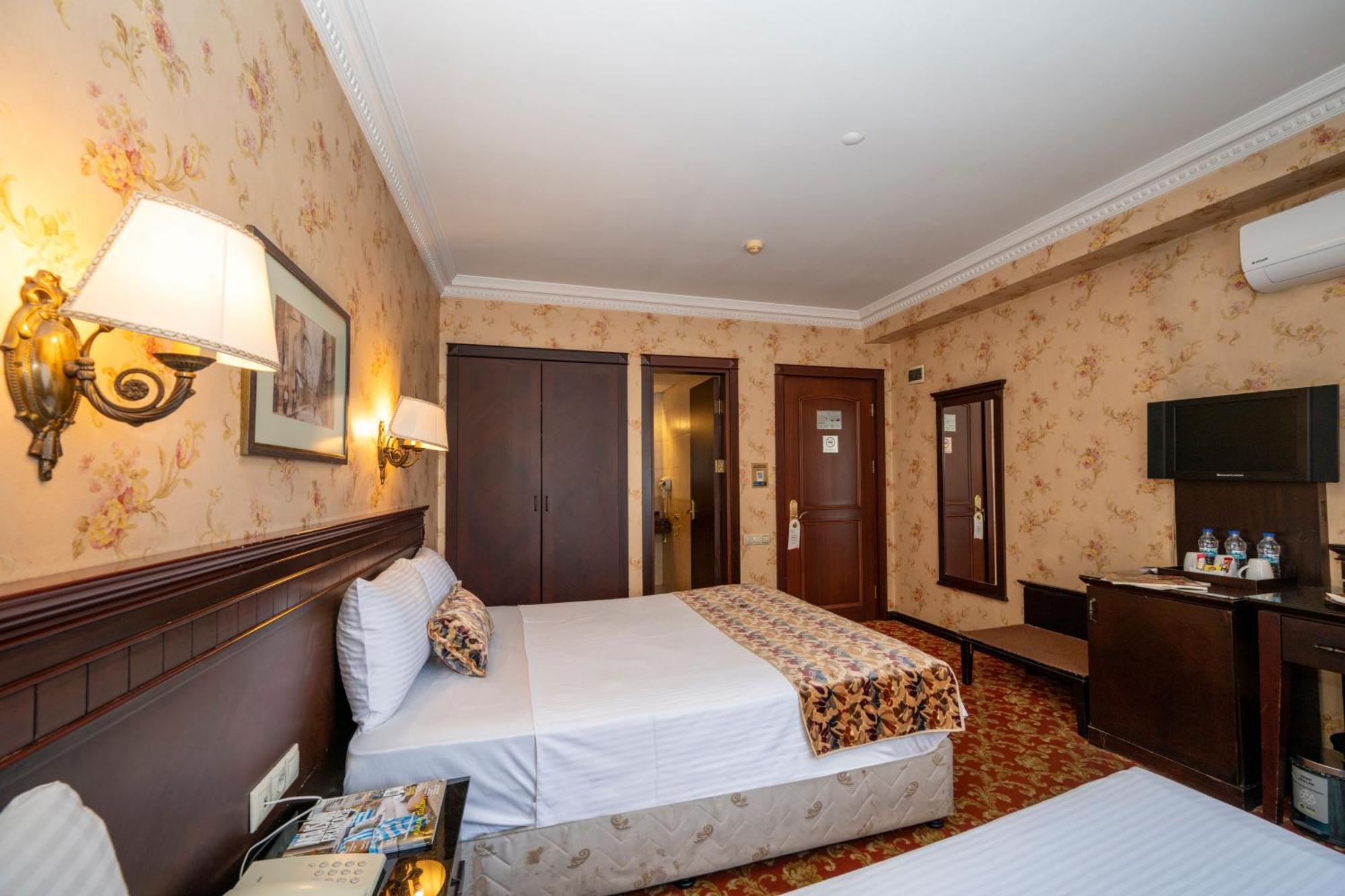 Pera Rose Hotel & Spa Istanbul Exterior photo